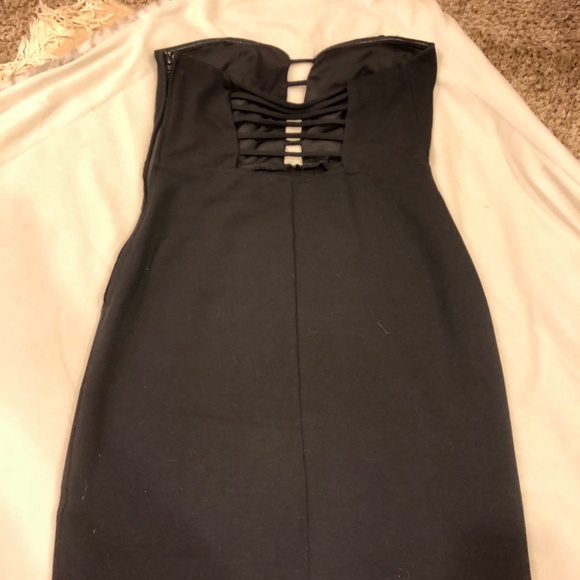 Plunge little black dress - Picture 2 of 2